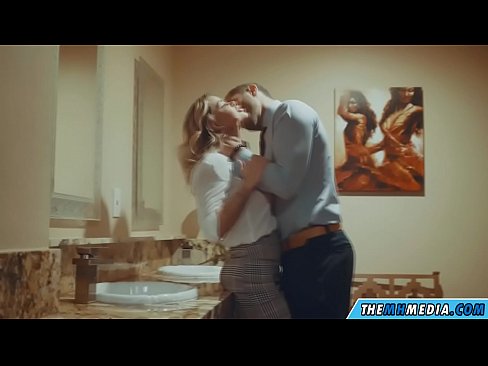 ❤️ Вақте ки як малламуй busty шумо дар як ҳоҷатхона ҷамъиятӣ seduces Суперпорно дар мо tg.xxxnd-com.ru ﹏